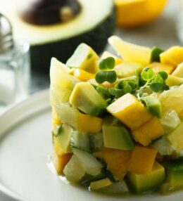 Salad dứa trái bơ